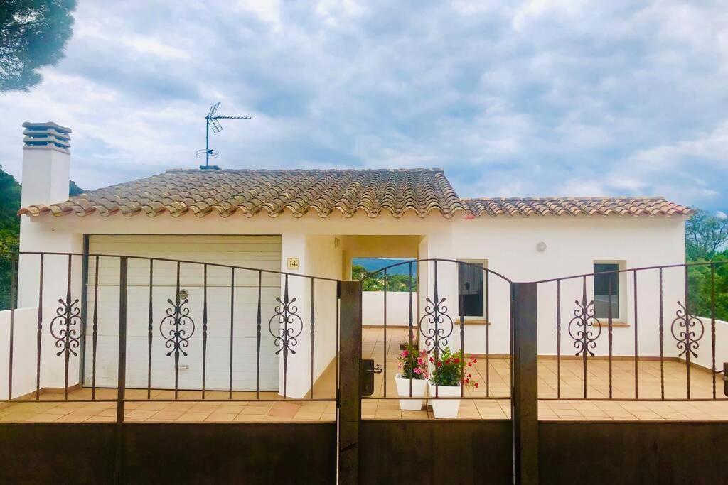Apartamento Con Vistas A La Montana Lägenhet Begur Exteriör bild